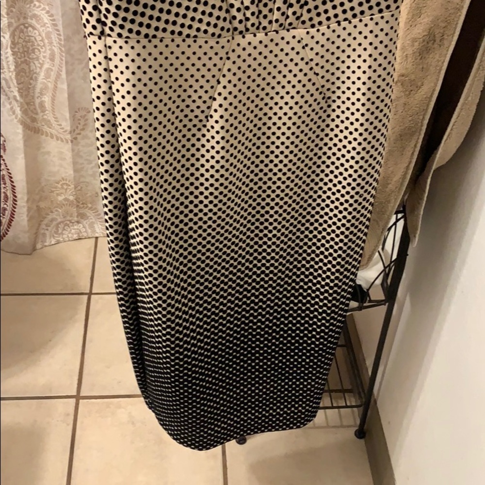 Black and Tan maxi dress - Picture 3 of 5